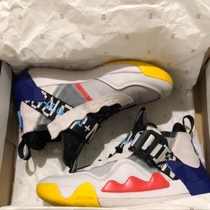 Gently used Jordan Defy basketball shoes